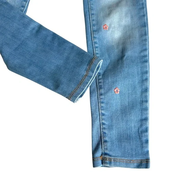 Cute Old Navy Girls Pink Flower Embroidered Ballerina Jeggings Jeans Size 10 - Picture 4 of 9